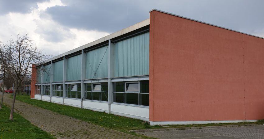 Langenberg Sporthalle: Ansicht von der Rückseite